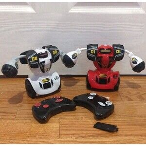 Sharper Image Robot Rumble RC Combat Set - 2 Robots & Controllers TESTED WORKS